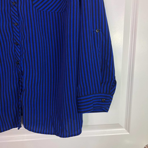 Vintage Blue Black Long Sleeve Button Up Size Medium - Picture 6 of 8